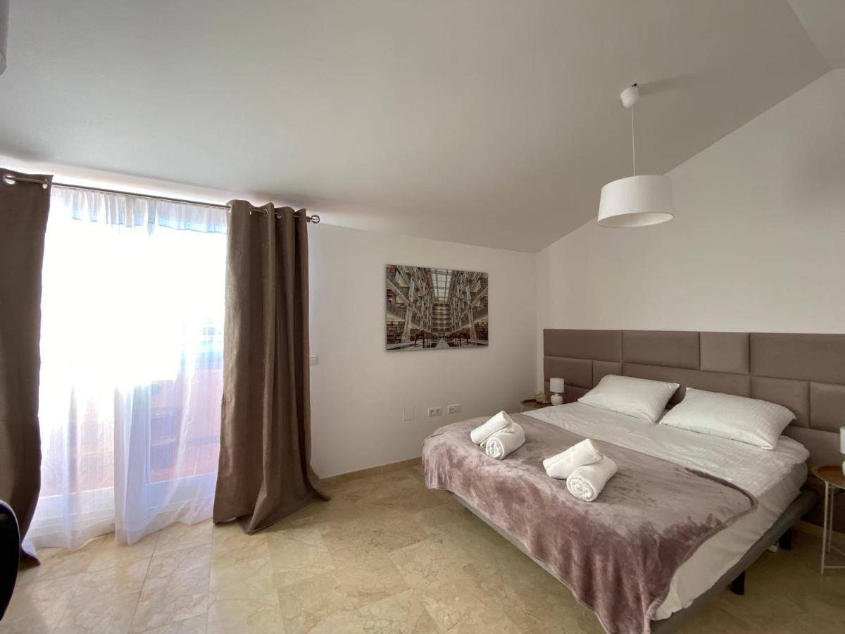 Spacious And Stylish Penthouse In Mijas El Faro Экстерьер фото